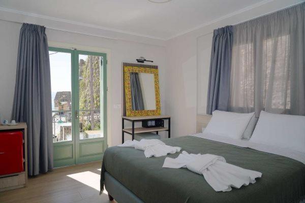 Saint George Hotel Parga Exterior photo